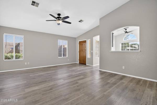 6760 E NORTHRIDGE Street, Mesa, AZ 85215