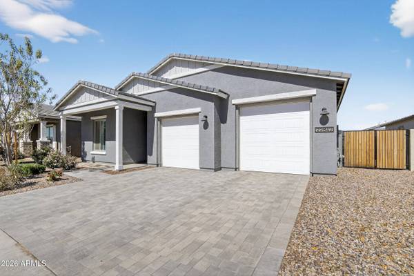 22642 E ROUNDUP Way, Queen Creek, AZ 85142