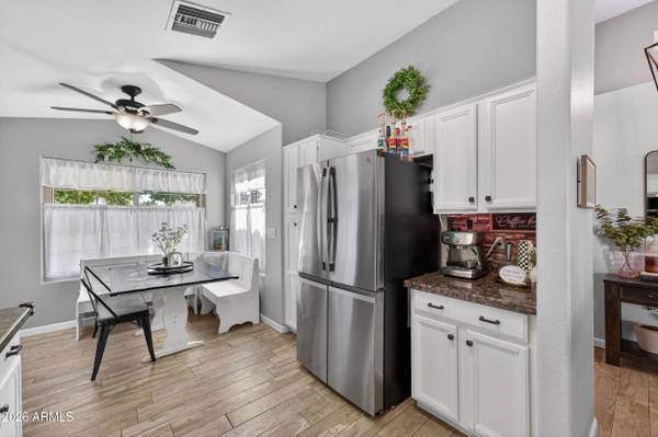 1792 E APPALOOSA Road, Gilbert, AZ 85296