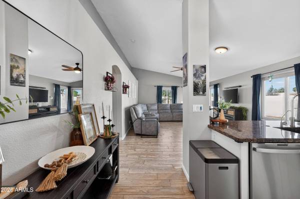 1792 E APPALOOSA Road, Gilbert, AZ 85296