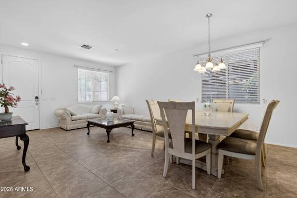 874 E FURNESS Drive, Gilbert, AZ 85297
