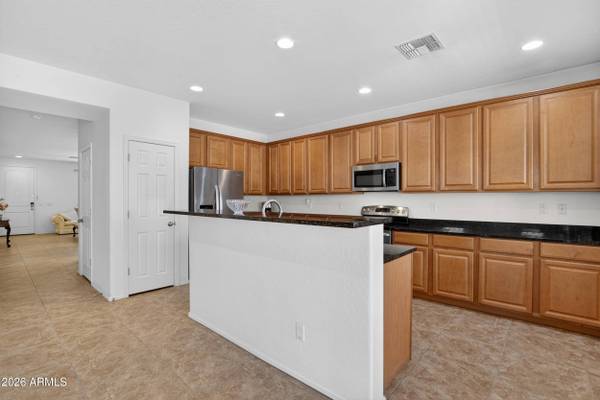 874 E FURNESS Drive, Gilbert, AZ 85297