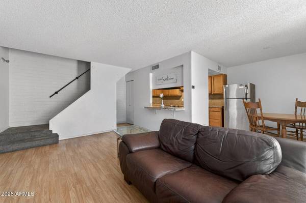8243 N 34TH Drive, Phoenix, AZ 85051