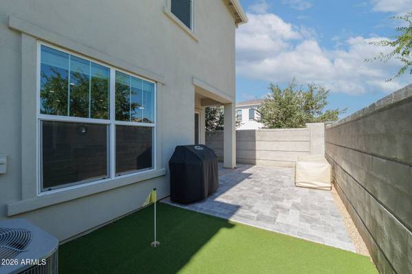 4840 E VILLAGE Drive, Scottsdale, AZ 85254