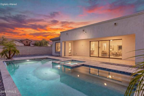 2538 E RAVENSWOOD Drive, Gilbert, AZ 85298