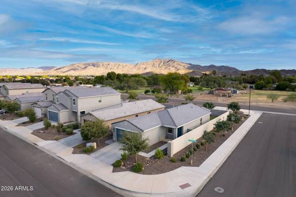 4393 W SAMANTHA Way, Laveen, AZ 85339