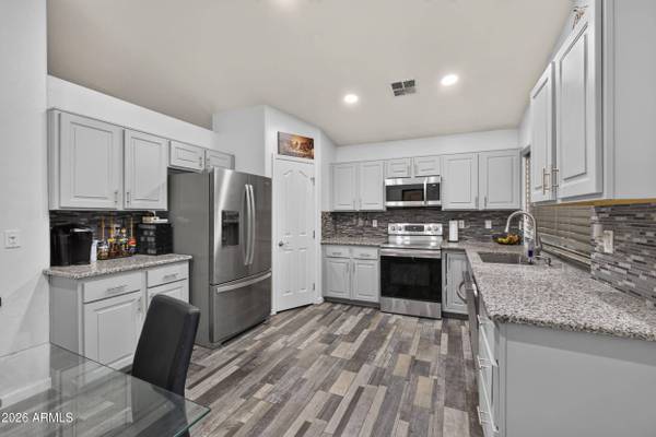 1413 W VAUGHN Avenue, Gilbert, AZ 85233