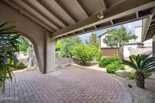 975 E LOBSTER TRAP Lane, Tempe, AZ 85283