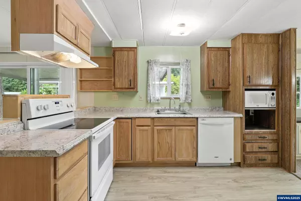 2045 Nocturne Ct SE SE, Salem, OR 97306