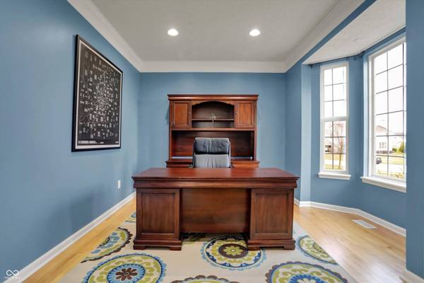 9253 Windrift WAY, Zionsville, IN 46077