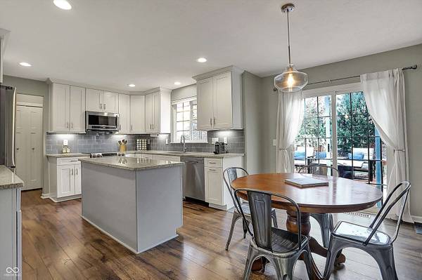 6037 Porter LN, Noblesville, IN 46062