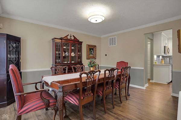 6037 Porter LN, Noblesville, IN 46062