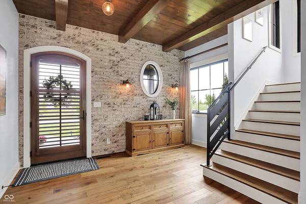 5120 Melbourne PL, Zionsville, IN 46077