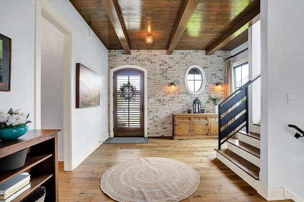 5120 Melbourne PL, Zionsville, IN 46077