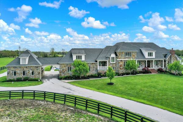 1581 S 825 E, Zionsville, IN 46077