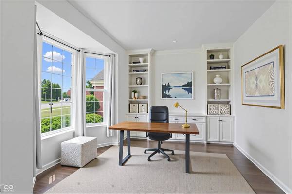 9318 Windrift WAY, Zionsville, IN 46077