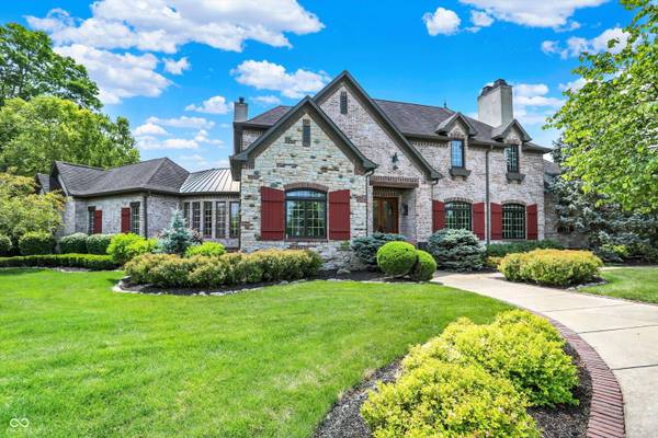 8581 Hunt Club RD, Zionsville, IN 46077