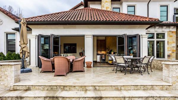 2075 S 950 E, Zionsville, IN 46077