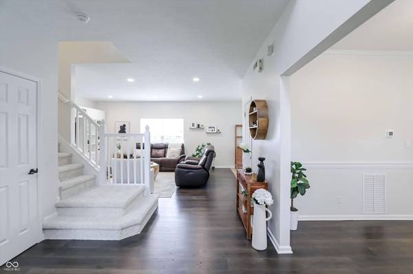 12958 Quarterback LN, Fishers, IN 46037