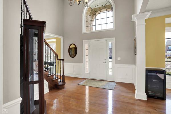 8944 Spring Violet PL, Zionsville, IN 46077