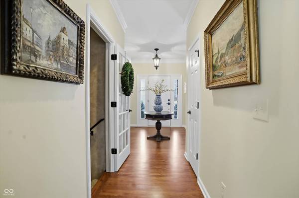 4694 Austin TRCE, Zionsville, IN 46077