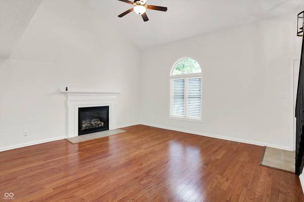 354 Dominion DR, Zionsville, IN 46077