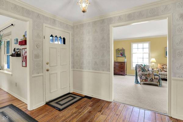 80 Williamsburg CT, Zionsville, IN 46077