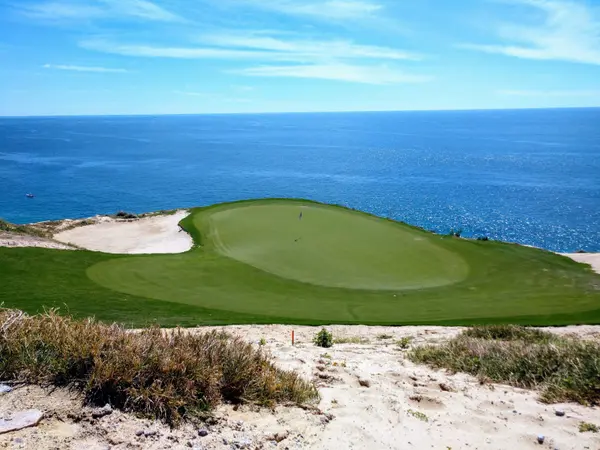 Quivira to Todos Santos: Breaking Down the Pacific Real Estate Market