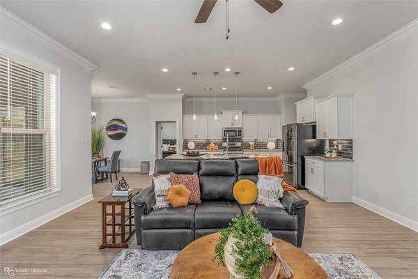 106 Brimestone Loop, Benton, LA 71006