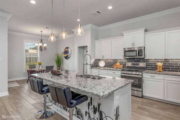 106 Brimestone Loop, Benton, LA 71006