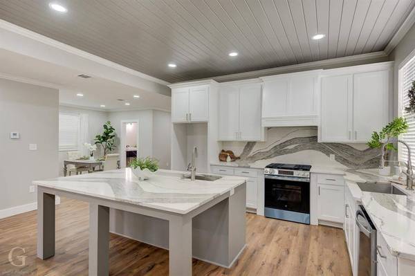 1022 Sheridan Avenue, Shreveport, LA 71104