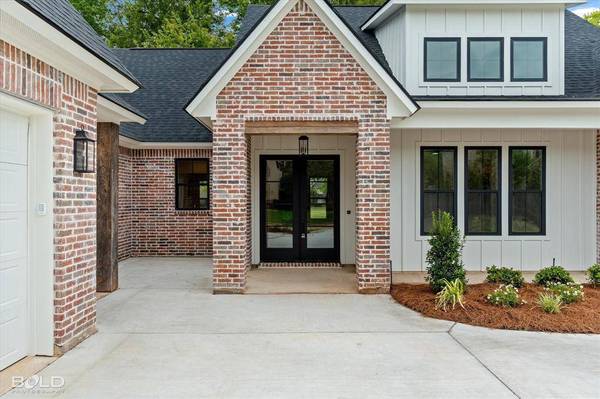 329 Autumn Ridge Drive, Bossier City, LA 71111