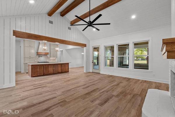 329 Autumn Ridge Drive, Bossier City, LA 71111