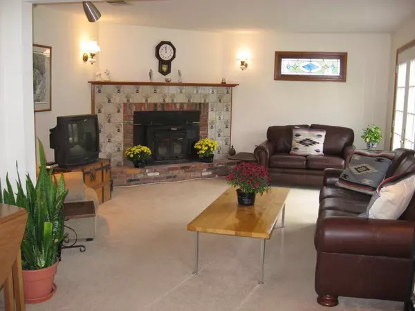 904 S 18th St, Newark City, NJ 07108