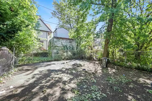 904 SOUTH 18TH ST #1, Newark, NJ 07108