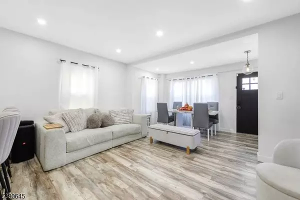 170 Clinton Pl, Newark City, NJ 07112