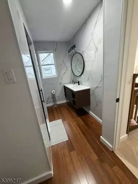 996 Palisade Ave, Teaneck Twp., NJ 07666