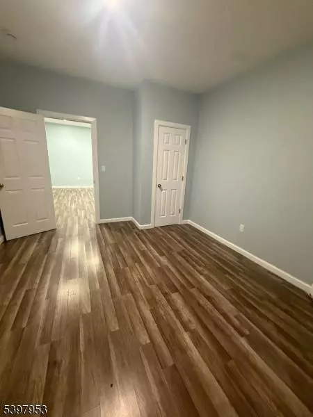 100 Rosa Park Blvd, Paterson City, NJ 07501