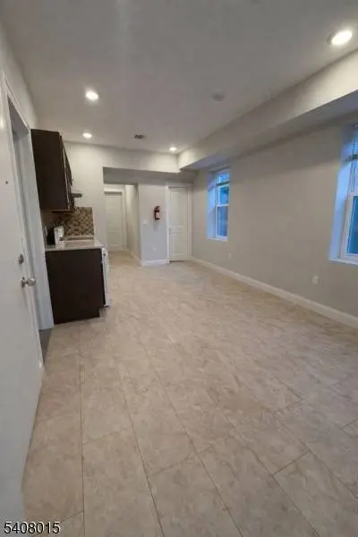 144 N 8Th St #2, Hawthorne Boro, NJ 07506