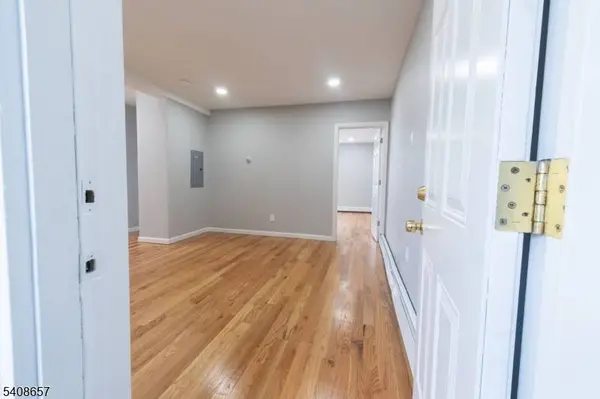 586 N 11Th St, Newark City, NJ 07107