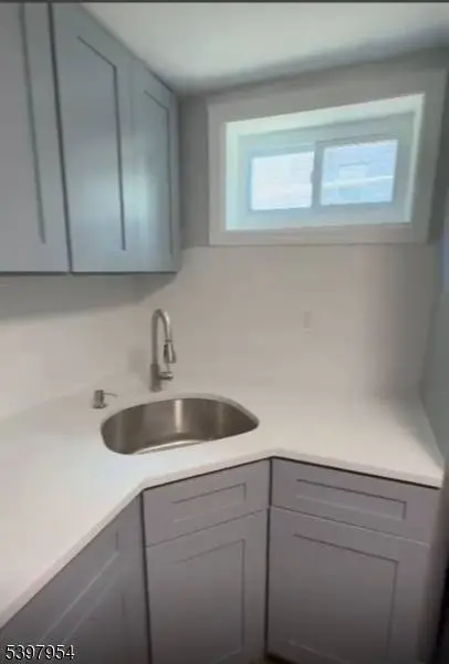 100 Rosa Parks Blvd #B1BY, Paterson City, NJ 07501