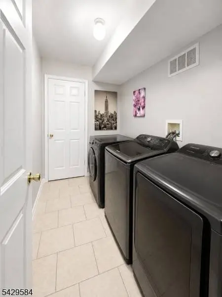 14 N End Ter #1, Newark City, NJ 07104