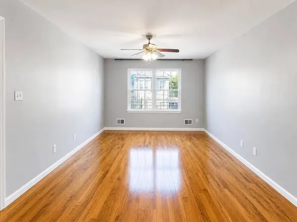 14 NORTH END TERRACE  #1, Newark, NJ 07104-4404