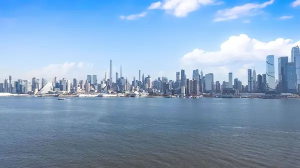 150 HENLEY PL #404, Weehawken, NJ 07086