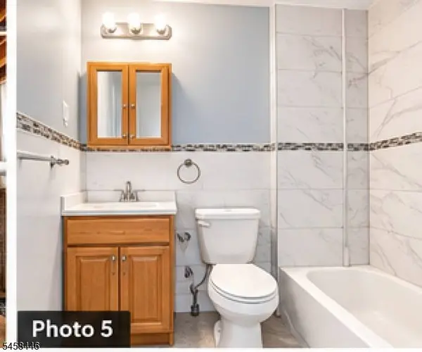 142 Ripley Pl, Elizabeth City, NJ 07206