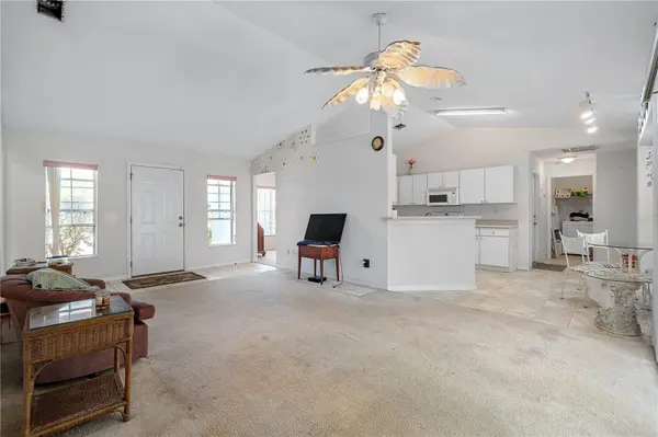 138 PINE GROVE DR, Palm Coast, FL 32164