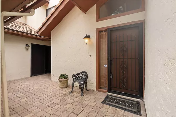 55 VILLAGE CIR, Palm Coast, FL 32164