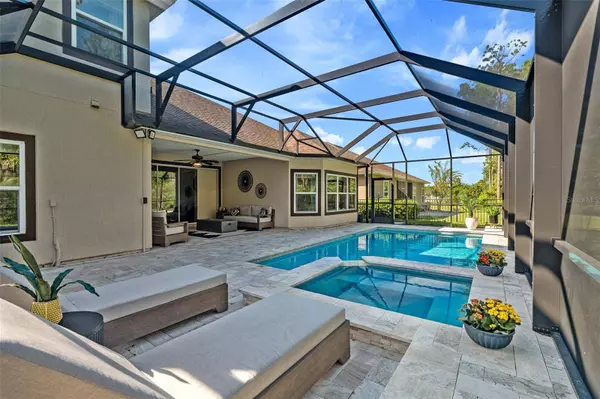 213 S COOPERS HAWK WAY, Palm Coast, FL 32164