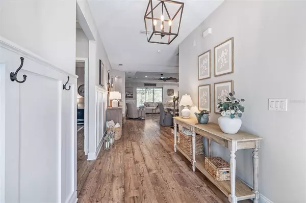 213 S COOPERS HAWK WAY, Palm Coast, FL 32164