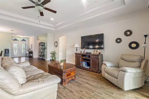 139 N STARLING DR, Palm Coast, FL 32164